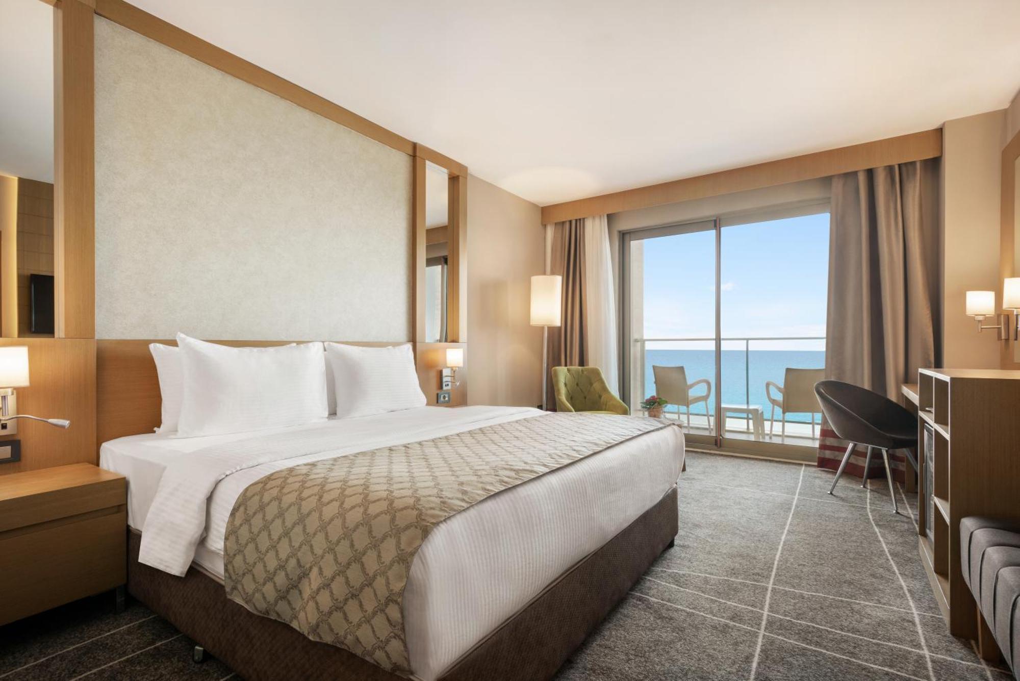 Ramada Resort By Wyndham Unye מראה חיצוני תמונה