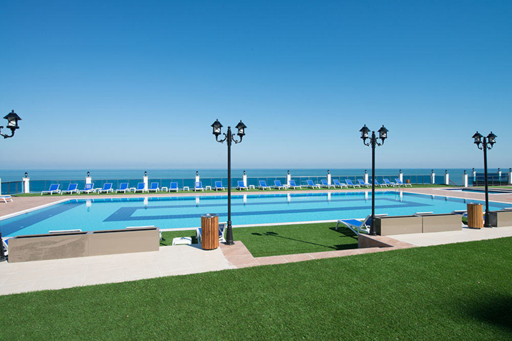 Ramada Resort By Wyndham Unye מראה חיצוני תמונה