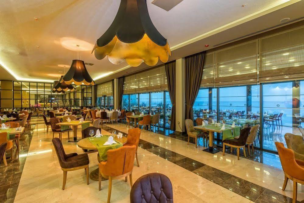 Ramada Resort By Wyndham Unye מראה חיצוני תמונה