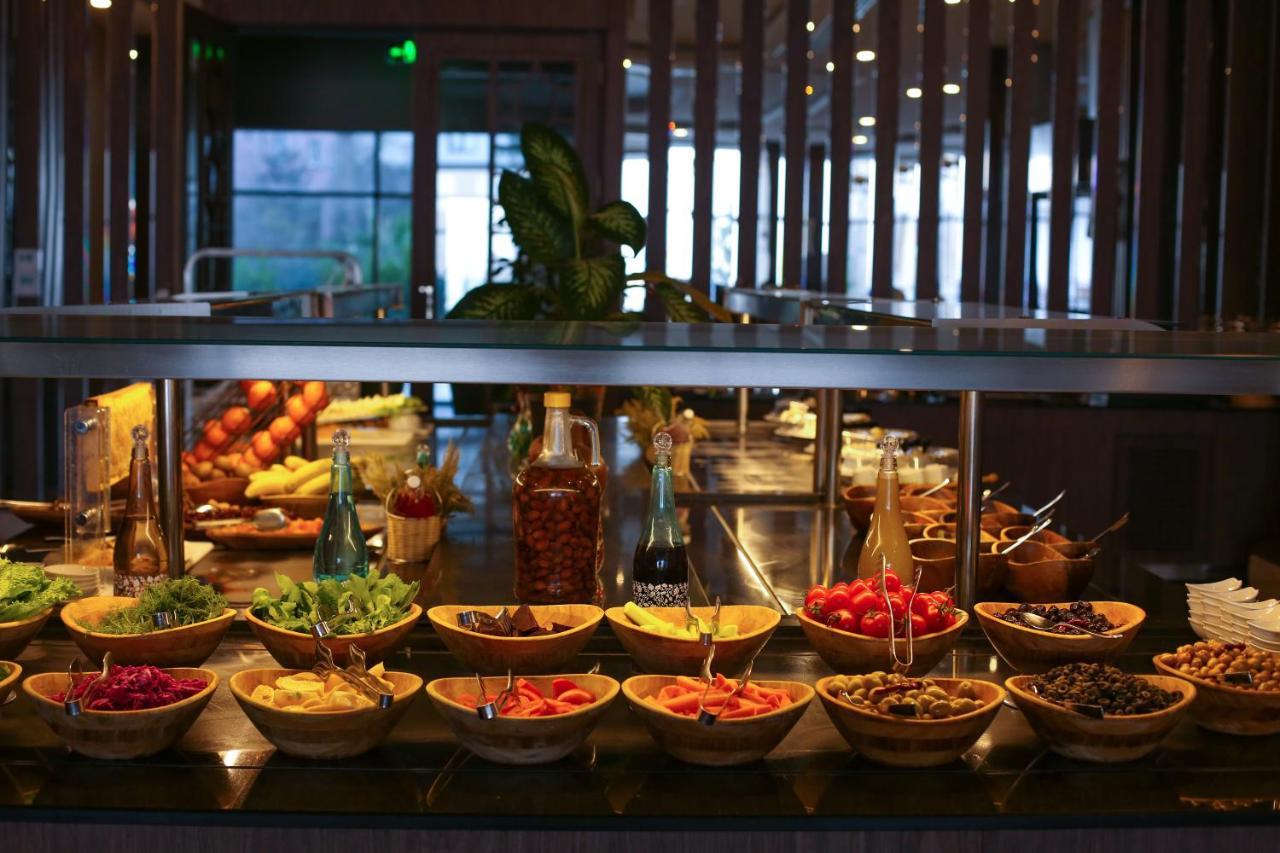 Ramada Resort By Wyndham Unye מראה חיצוני תמונה